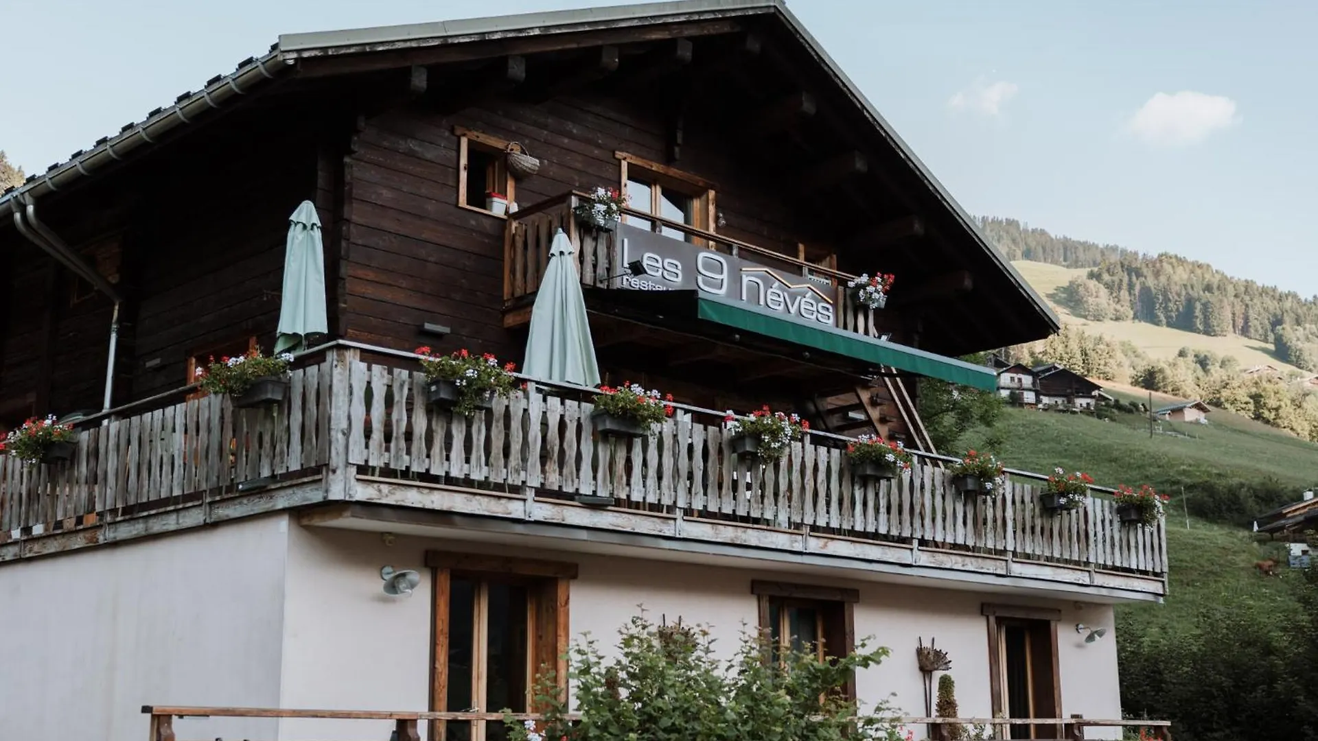 Les 9 Neves, Restaurant & Chambres D'Hotes Beaufort